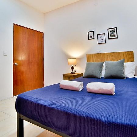 Hostal Ten To Ten פוארטו ואלארטה מראה חיצוני תמונה