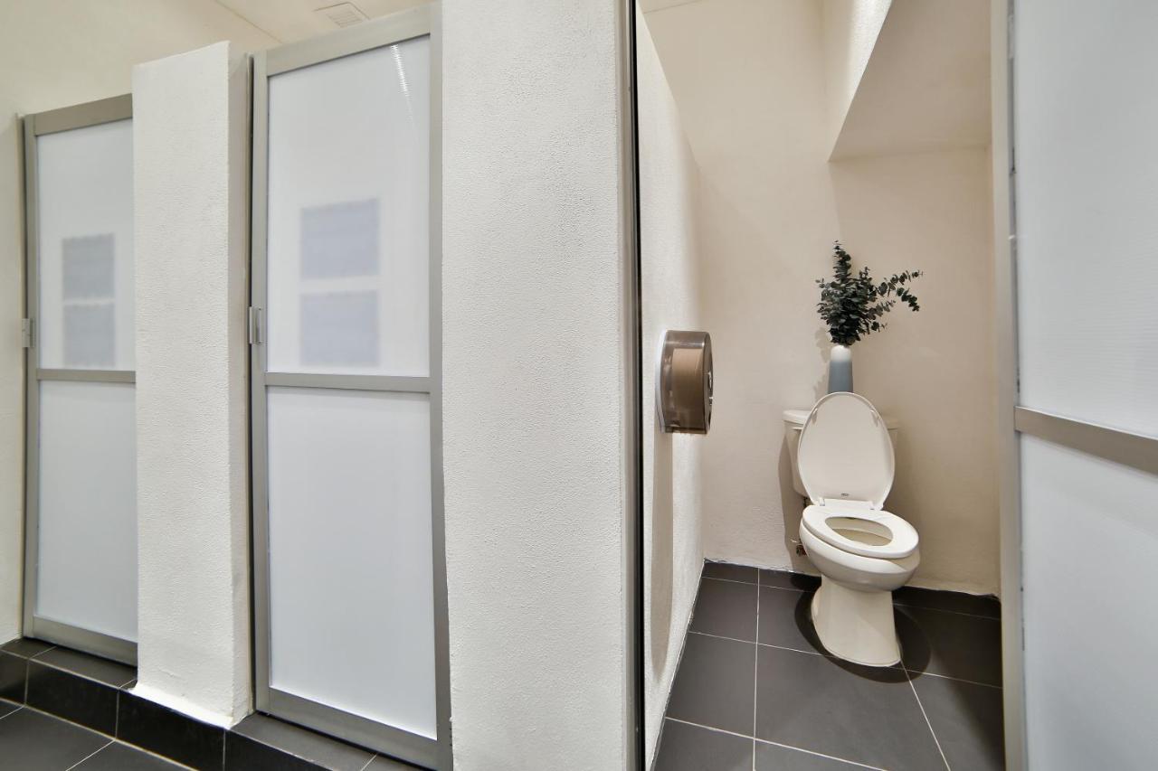 Hostal Ten To Ten פוארטו ואלארטה מראה חיצוני תמונה