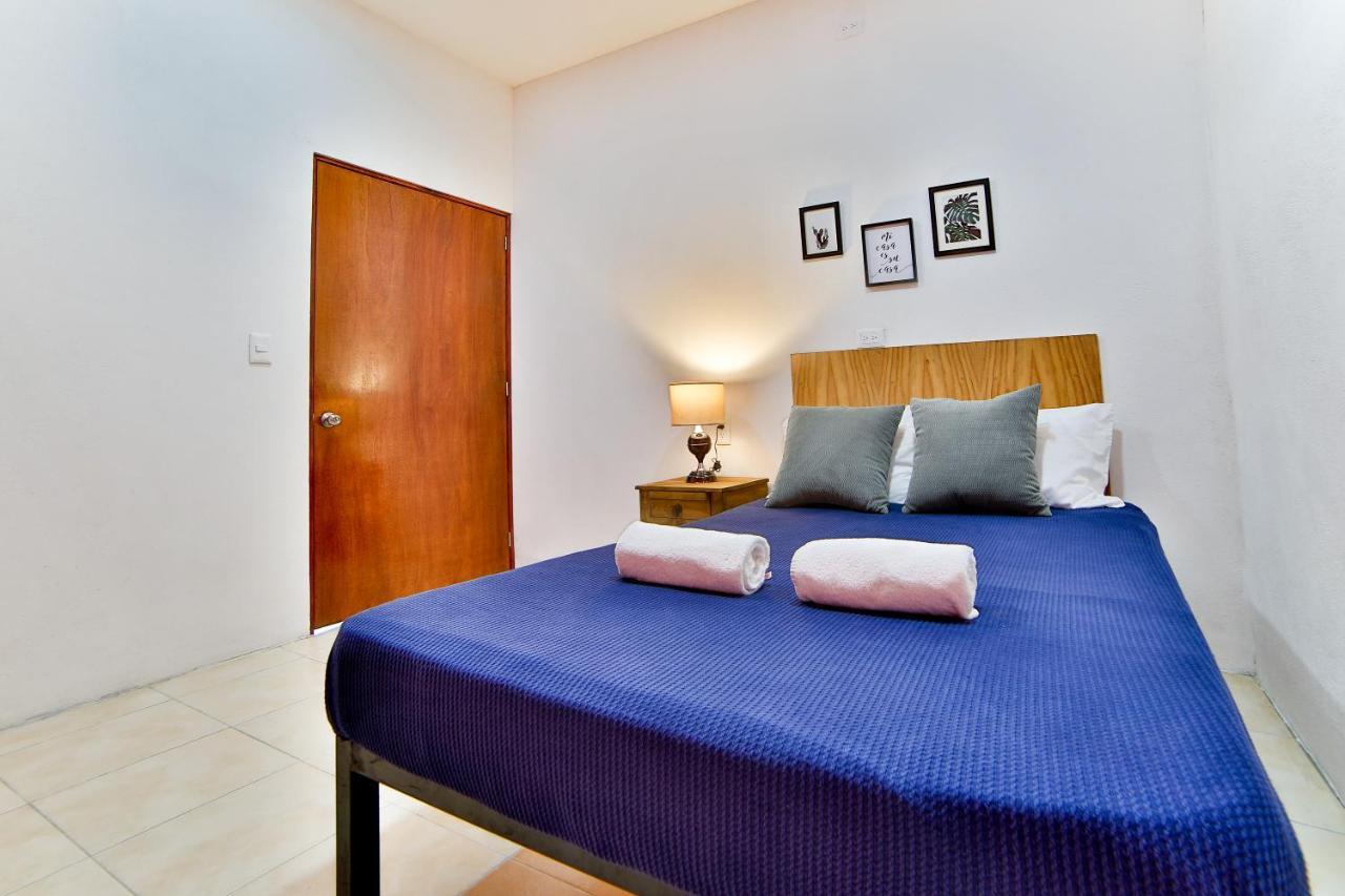 Hostal Ten To Ten פוארטו ואלארטה מראה חיצוני תמונה