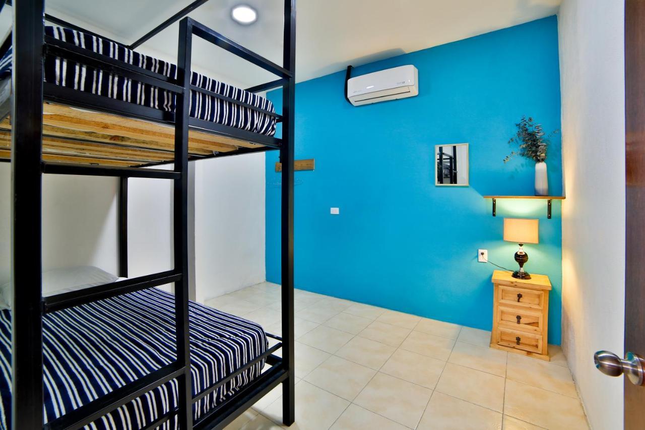 Hostal Ten To Ten פוארטו ואלארטה מראה חיצוני תמונה