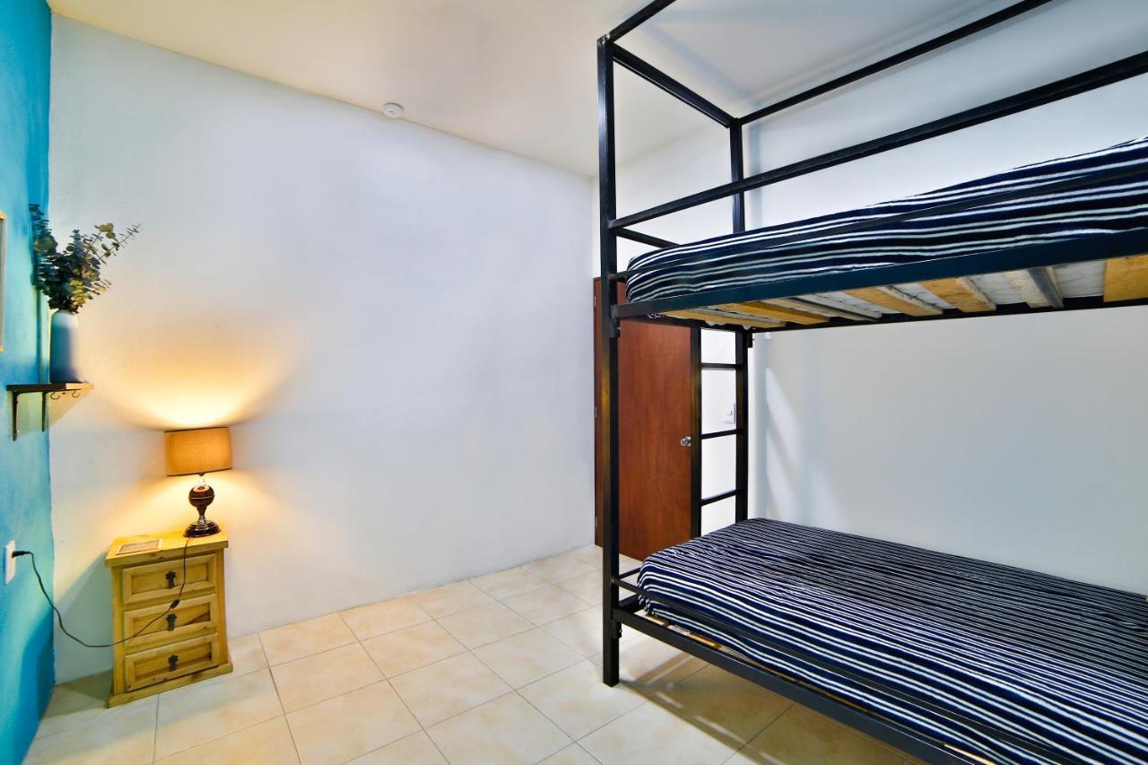Hostal Ten To Ten פוארטו ואלארטה מראה חיצוני תמונה